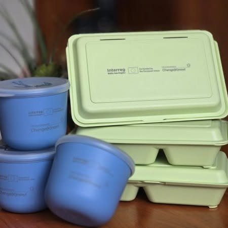 Projekte „Change(K)Now“ restoranams pasiūlyti daugkartiniai indai išsinešimui.